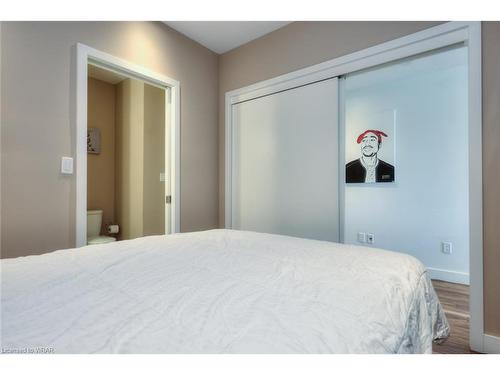 307-188 King Street S, Waterloo, ON - Indoor Photo Showing Bedroom