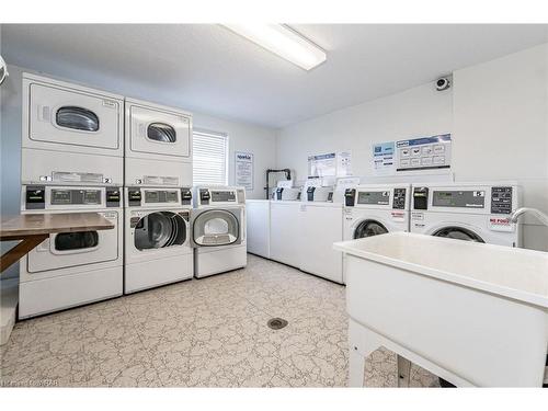 1201-64 Benton Street, Kitchener, ON - Indoor Photo Showing Laundry Room