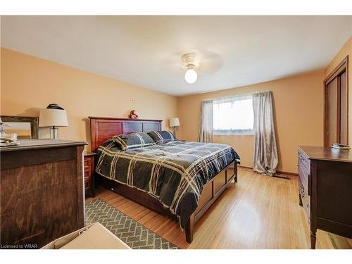 131 Loveys Street E, Hickson, ON - Indoor Photo Showing Bedroom