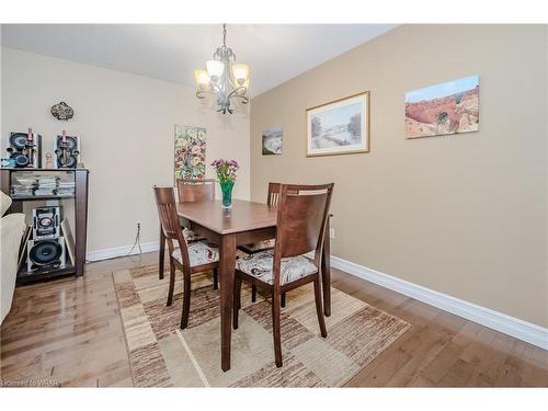 48 Duncairn Crescent, Hamilton, ON - Indoor Photo Showing Dining Room