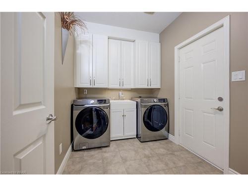 2110 Countrystone Place, Kitchener, ON - Indoor Photo Showing Laundry Room