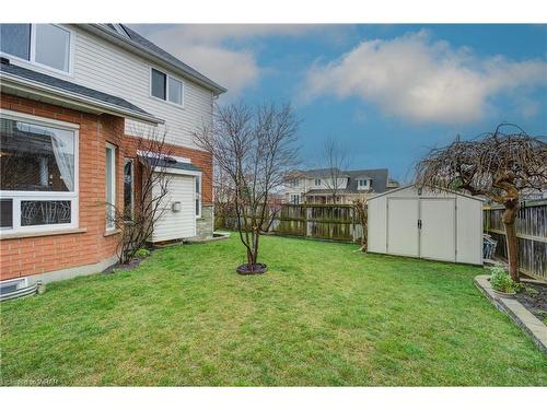 2110 Countrystone Place, Kitchener, ON - Outdoor