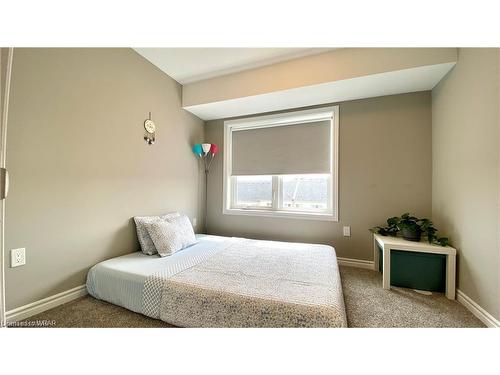 16 Wheat Lane, Kitchener, ON - Indoor Photo Showing Bedroom