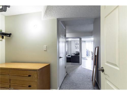 183 Adler Drive, Cambridge, ON - Indoor Photo Showing Other Room