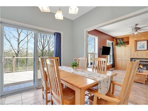 32 Apple Ridge Drive, Kitchener, ON - Indoor Photo Showing Dining Room
