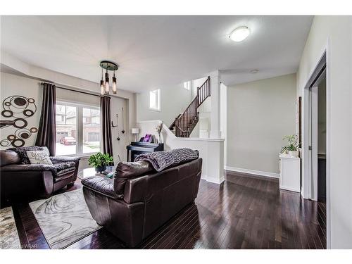 75 Condor Street, Kitchener, ON - Indoor Photo Showing Living Room