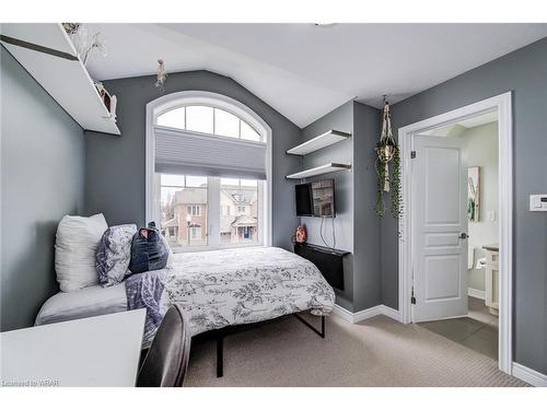 75 Condor Street, Kitchener, ON - Indoor Photo Showing Bedroom