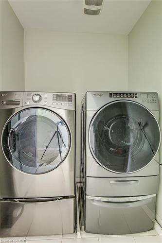 75 Condor Street, Kitchener, ON - Indoor Photo Showing Laundry Room
