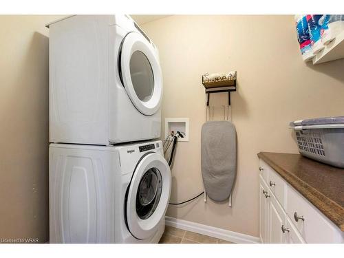 506 Banffshire Crescent, Kitchener, ON - Indoor Photo Showing Laundry Room