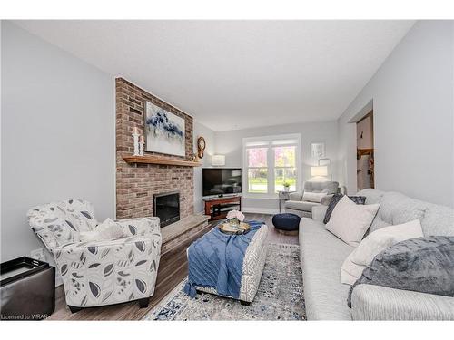 557 Holly Avenue, Milton, ON - Indoor Photo Showing Living Room With Fireplace