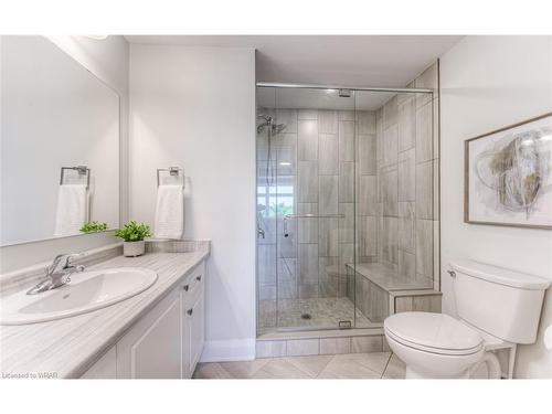 104-247 Grey Silo Road, Waterloo, ON - Indoor Photo Showing Bathroom