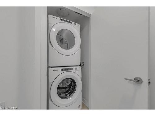 331-55 Duke Street W, Kitchener, ON - Indoor Photo Showing Laundry Room