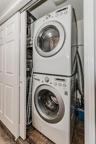 13C-50 Howe Drive, Kitchener, ON - Indoor Photo Showing Laundry Room