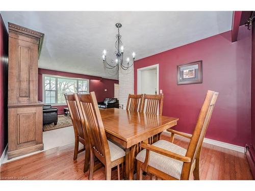 5496 Wellington Rd 86 Road, Guelph, ON - Indoor Photo Showing Dining Room