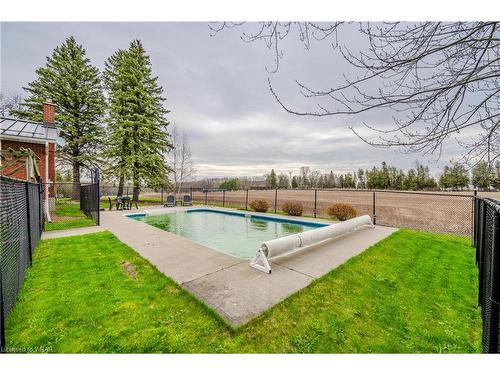 5496 Wellington Rd 86, Guelph, ON - Outdoor With In Ground Pool With Backyard