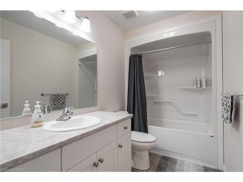 34 Curren Crescent, Tillsonburg, ON - Indoor Photo Showing Bathroom