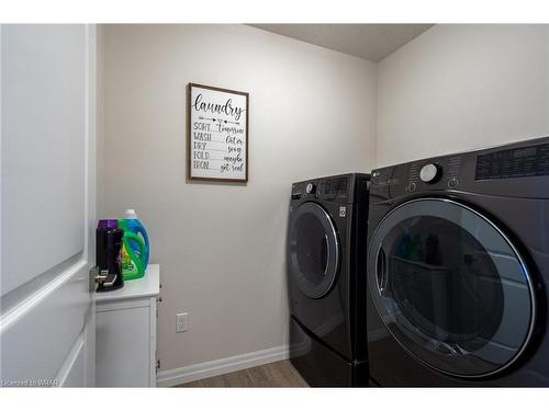 34 Curren Crescent, Tillsonburg, ON - Indoor Photo Showing Laundry Room