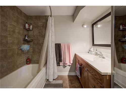 31 Weichel Street, Kitchener, ON - Indoor Photo Showing Bathroom
