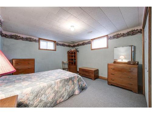 670 11Th Conc Rd Rr2, Langton, ON - Indoor Photo Showing Bedroom