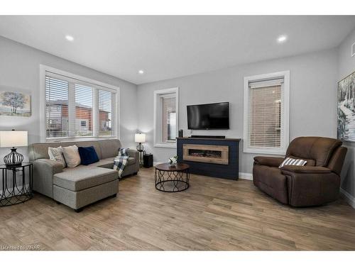 904 Chapel Hill Court, Kitchener, ON - Indoor Photo Showing Living Room With Fireplace
