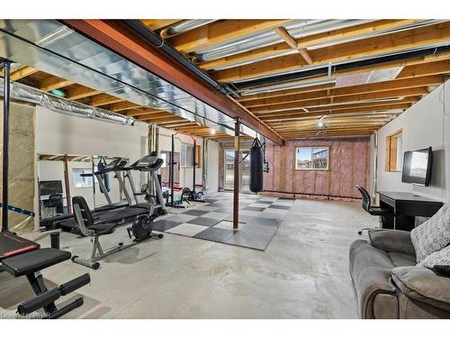 904 Chapel Hill Court, Kitchener, ON - Indoor Photo Showing Gym Room