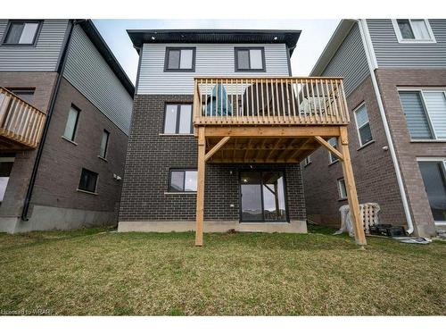904 Chapel Hill Court, Kitchener, ON - Outdoor With Deck Patio Veranda With Exterior