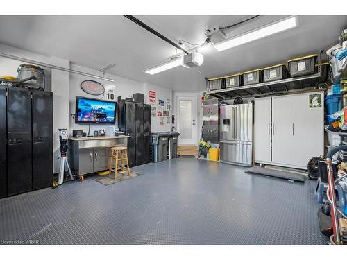 117 Captain Mccallum Drive, New Hamburg, ON - Indoor Photo Showing Garage