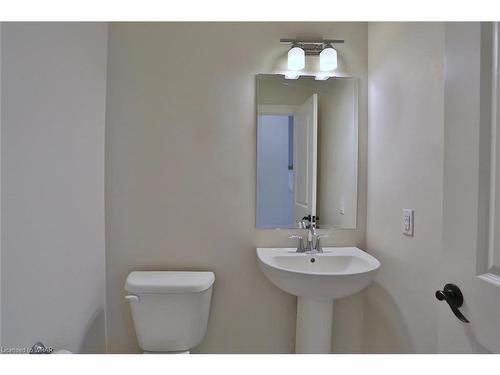 1-50 Bute Street, Ayr, ON - Indoor Photo Showing Bathroom