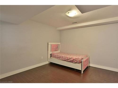 1-50 Bute Street, Ayr, ON - Indoor Photo Showing Bedroom