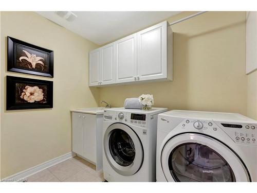 448 Rideau River Street, Waterloo, ON - Indoor Photo Showing Laundry Room