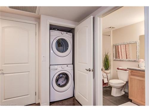 708-155 Water Street S, Cambridge, ON - Indoor Photo Showing Laundry Room