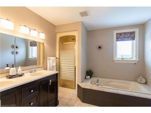 20750 Rebecca Road, Thorndale, ON - Indoor Photo Showing Bathroom