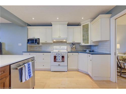458 Lorindale Street, Waterloo, ON - Indoor Photo Showing Kitchen