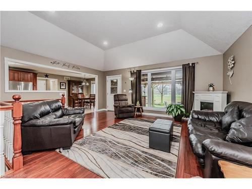8 Jolene Court, Milverton, ON - Indoor Photo Showing Living Room With Fireplace
