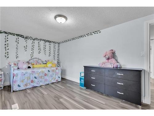 92 Mayfield Avenue, Waterloo, ON - Indoor Photo Showing Bedroom