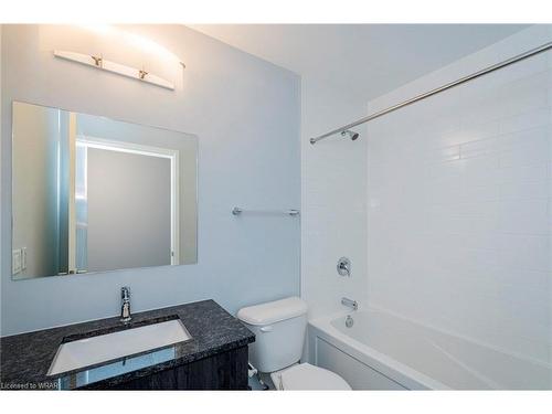 607-108 Garment Street, Kitchener, ON - Indoor Photo Showing Bathroom