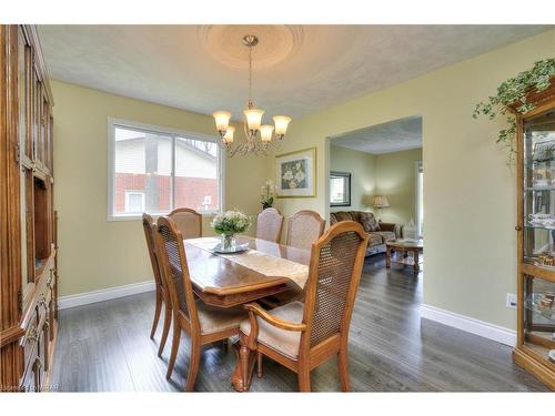37 Pintail Drive, Elmira, ON - Indoor Photo Showing Dining Room