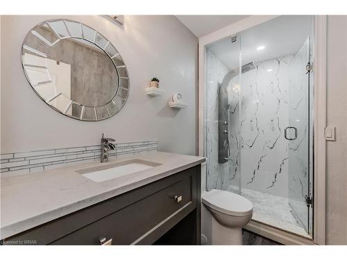8 Croyden Place, Waterloo, ON - Indoor Photo Showing Bathroom