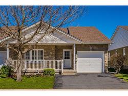 9-33 Old Country Drive  Kitchener, ON N2E 4B2