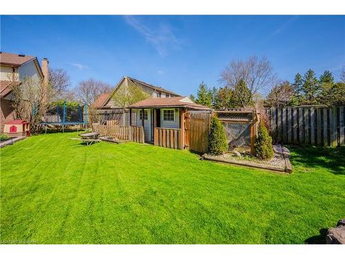 139 Sunpoint Crescent, Waterloo, ON - Outdoor With Backyard