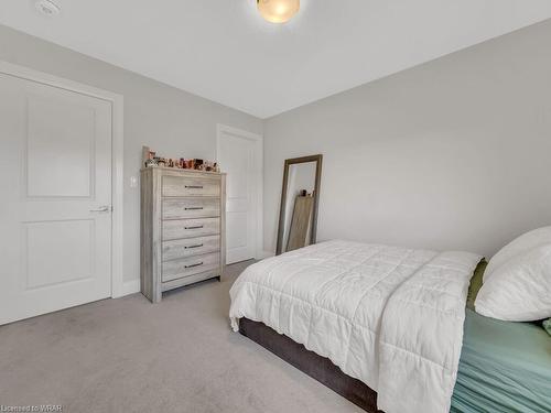 30 Ridgemount Street, Kitchener, ON - Indoor Photo Showing Bedroom