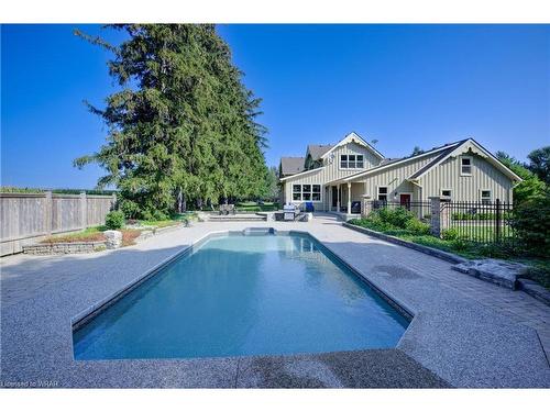 1249 New Dundee Road, Kitchener, ON - Outdoor With In Ground Pool