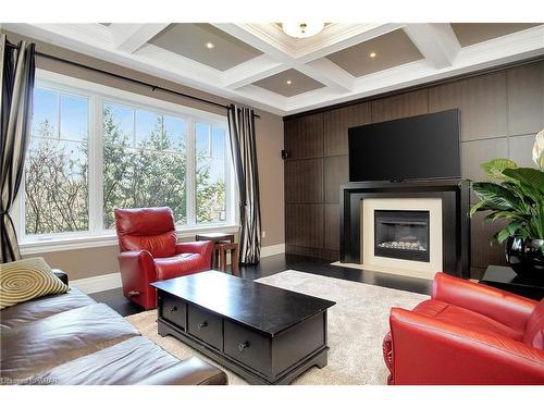 459 Deer Ridge Drive, Kitchener, ON - Indoor Photo Showing Living Room With Fireplace