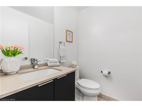 10-15 Brin Drive, Toronto, ON - Indoor Photo Showing Bathroom