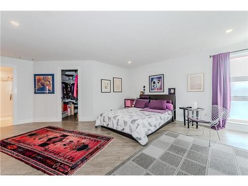 44-54 Blue Springs Drive, Waterloo, ON - Indoor Photo Showing Bedroom