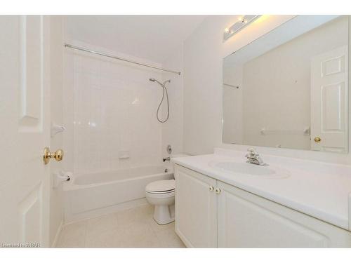 2-461 Columbia Street W, Waterloo, ON - Indoor Photo Showing Bathroom
