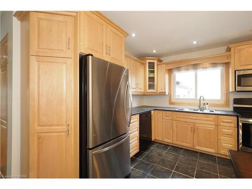 208 Holborn Drive, Kitchener, ON - Indoor Photo Showing Kitchen With Double Sink