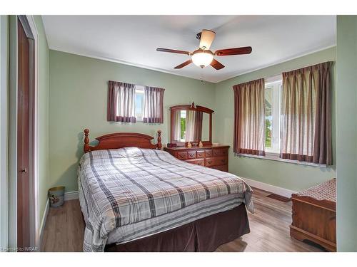 93 Avenue Road, Cambridge, ON - Indoor Photo Showing Bedroom