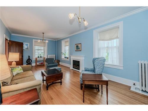 358 Queenston Road, Cambridge, ON - Indoor Photo Showing Living Room With Fireplace