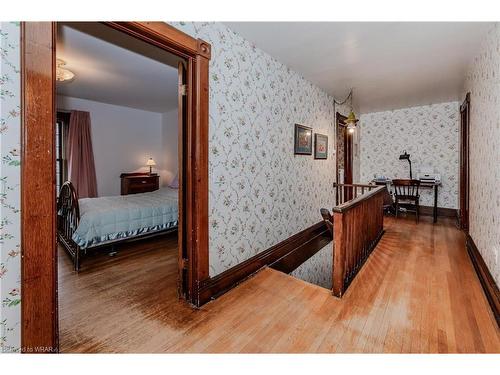 358 Queenston Road, Cambridge, ON - Indoor Photo Showing Bedroom